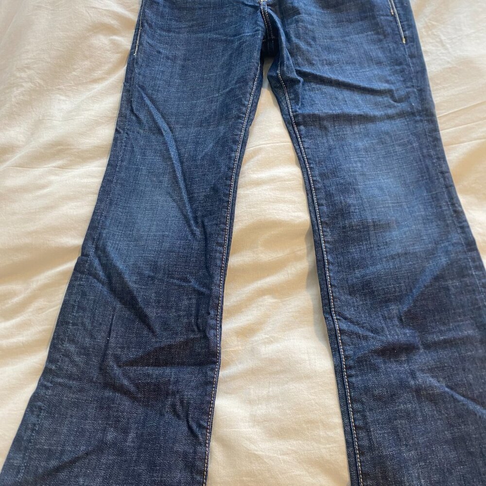 Vtg Guess Premium Y2K Denim Flare Leg Dark Wash Mid Rise Low Rise Jeans Size 31 - Picture 2 of 16